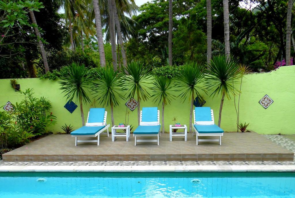 Lazy Monkey Hotel Senggigi Buitenkant foto